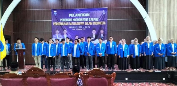 Prosesi pelantikan Pengurus Kordinator Cabang Pergerakan Mahasiswa Islam Indonesia Provinsi Jambi di aula Hotel Cahaya Prima, Kota Jambi. (Dok istimewa)