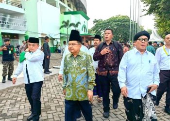 Al Haris saat tiba di acara luncak NU di sidoarjo (dok. Salimbai.id)