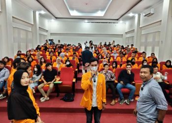 Romi Hariyanto saat hadir di Kampus Pinang Masak Universitas Jambi (dok. Humas Kominfo Tanjabtim)