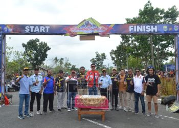 Pj Bupati Muaro Jambi saat Membuka Road yang diselenggarakan oleh Pemerintah Desa Bukit Baling (dok. Humas Kominfo)