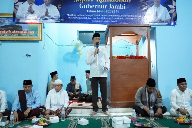 Pj Bupati Muaro Jambi Bachyuni Deliansyah bersama Al Haris lakukan Safari Ramadhan 1444 H di Bahar Utara (Humas Kominfo)