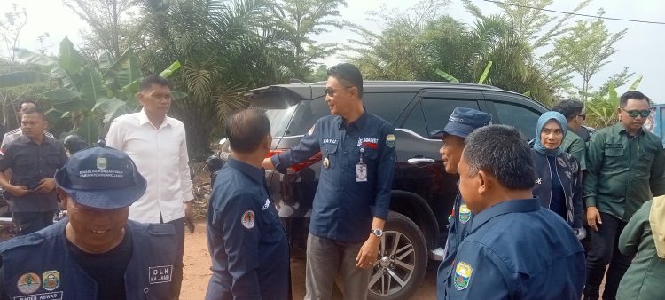 Pj Bupati Muaro Jambi saat tiba di acara LH di Sungai Gelam (dok. Salimbai.id)