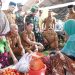 Pj. Bupati Muaro Jambi Bachyuni Deliansyah, SH., MH melakukan inspeksi mendadak (sidak) ke Pasar Senin Desa Muhajirin (Dok. Kominfo)