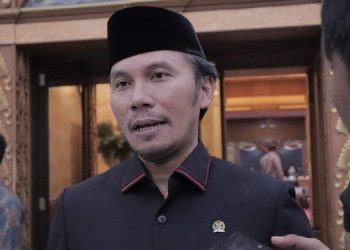 Edi Purwanto saat di wawancarai di Gedung DPRD Provinsi Jambi, Senin (21/08/2023). (Dok. Reza)