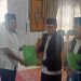 Romi Hariyanto saat menyerahkan SK MUI Di setiap kecamatan Se-Tanjab Timur (dok. Hd)